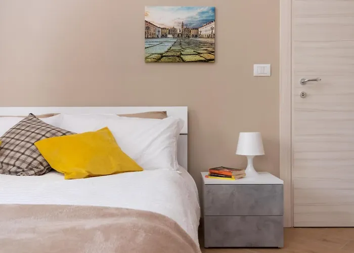 Cialdini Apartment Close To The City Center